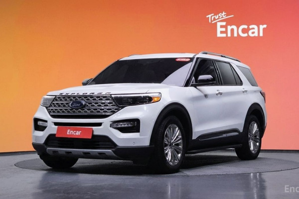 2022 Ford Explorer с пробегом 25 584 км