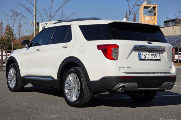 2023 Ford Explorer с пробегом 3 656 км