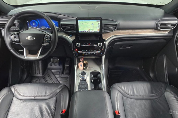 2022 Ford Explorer с пробегом 44 945 км