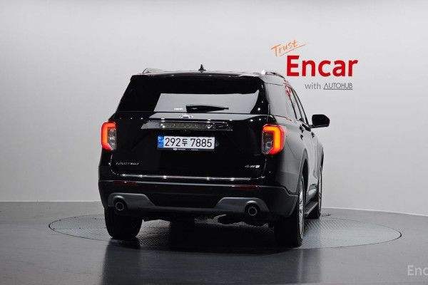 2023 Ford Explorer с пробегом 16 261 км