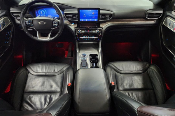 2022 Ford Explorer с пробегом 114 367 км