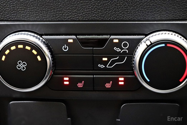 2023 Ford Explorer с пробегом 18 371 км