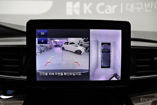 2023 Ford Explorer с пробегом 18 371 км