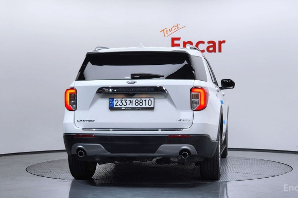 2023 Ford Explorer с пробегом 22 192 км