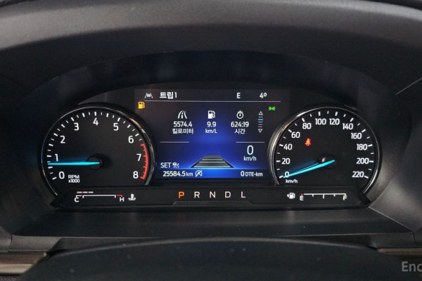 2022 Ford Explorer с пробегом 25 584 км