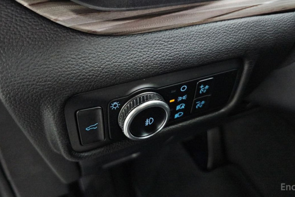 2023 Ford Explorer с пробегом 20 706 км