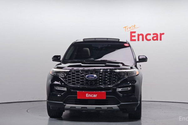 2022 Ford Explorer с пробегом 27 992 км