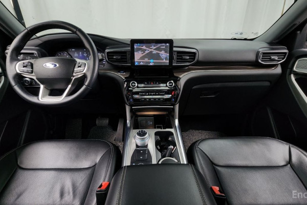 2022 Ford Explorer с пробегом 35 052 км