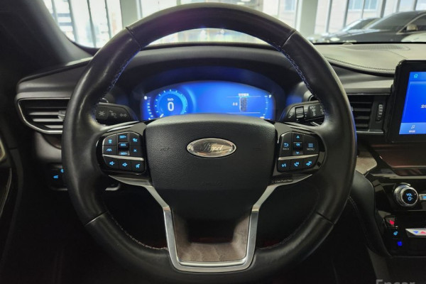 2022 Ford Explorer с пробегом 114 367 км