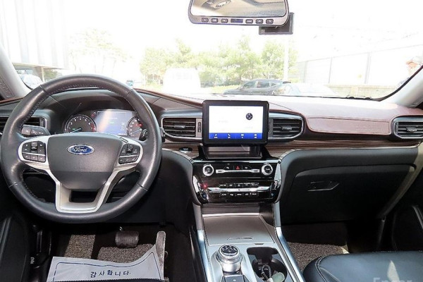 2022 Ford Explorer с пробегом 96 634 км