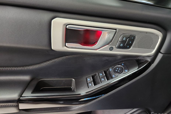 2022 Ford Explorer с пробегом 114 367 км