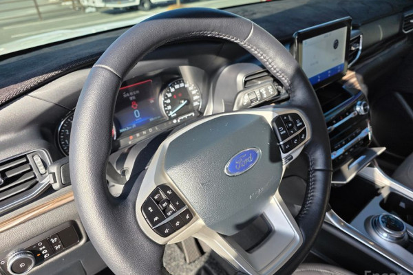 2023 Ford Explorer с пробегом 3 656 км