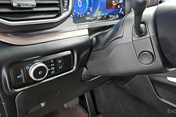 2023 Ford Explorer с пробегом 20 200 км