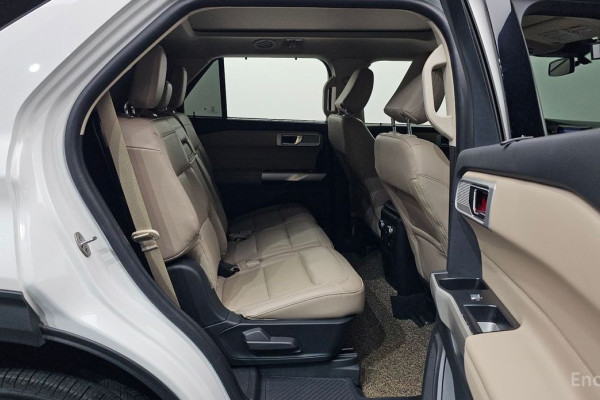 2022 Ford Explorer с пробегом 25 584 км