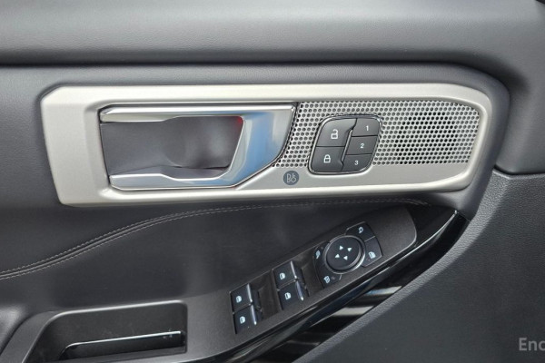 2022 Ford Explorer с пробегом 44 945 км