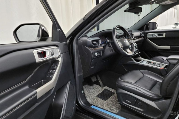 2022 Ford Explorer с пробегом 35 052 км