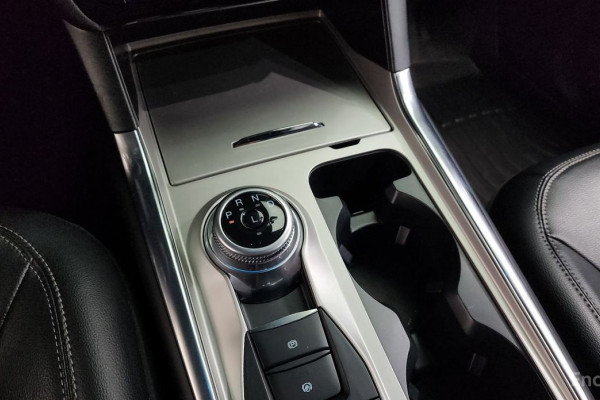 2023 Ford Explorer с пробегом 22 192 км