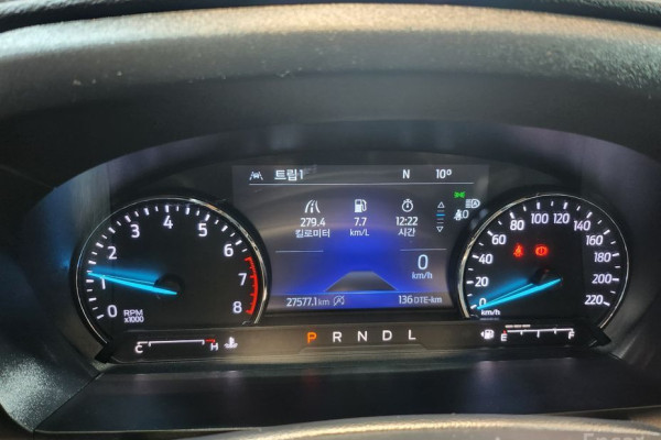 2023 Ford Explorer с пробегом 27 600 км