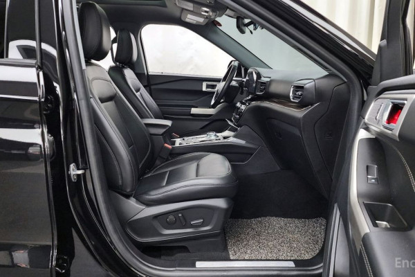 2022 Ford Explorer с пробегом 35 052 км