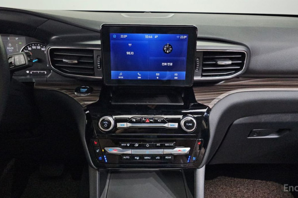 2022 Ford Explorer с пробегом 25 584 км