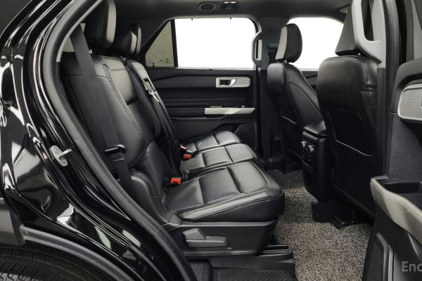 2022 Ford Explorer с пробегом 35 052 км