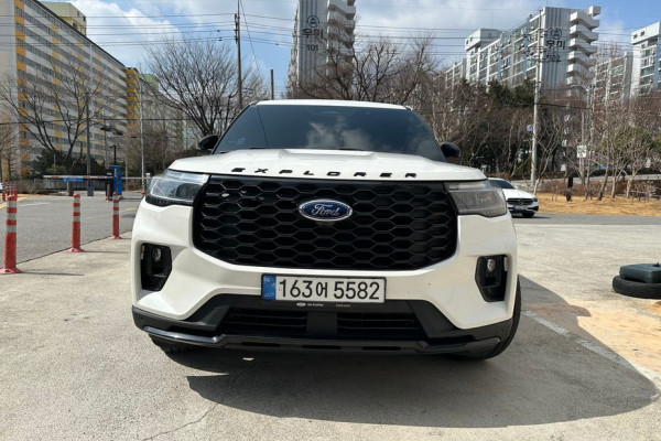 2024 Ford Explorer с пробегом 18 000 км