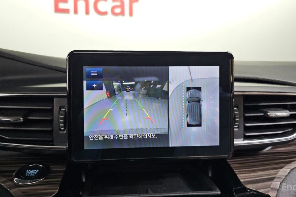 2022 Ford Explorer с пробегом 25 584 км