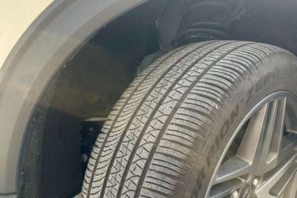 2024 Ford Explorer с пробегом 18 000 км