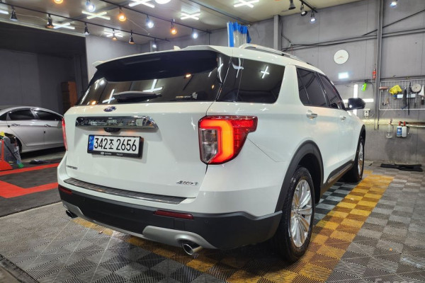 2023 Ford Explorer с пробегом 27 600 км