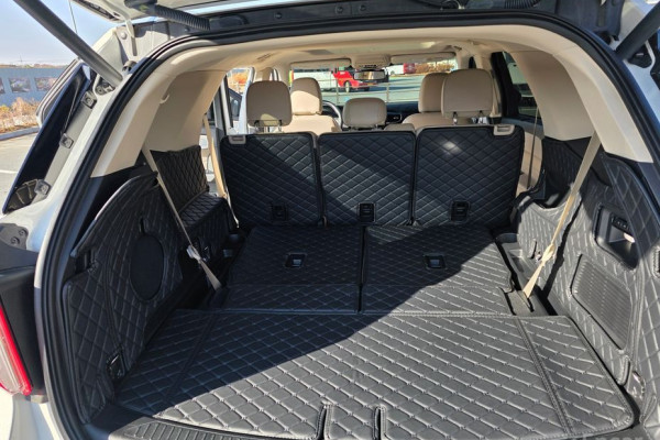 2023 Ford Explorer с пробегом 3 656 км