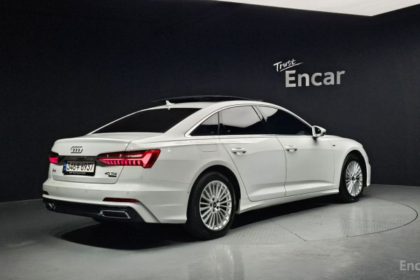 2021 Audi A6 с пробегом 104 499 км