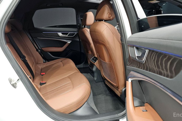 2021 Audi A6 с пробегом 104 499 км