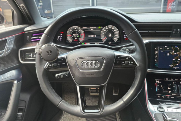 2021 Audi A6 с пробегом 14 090 км