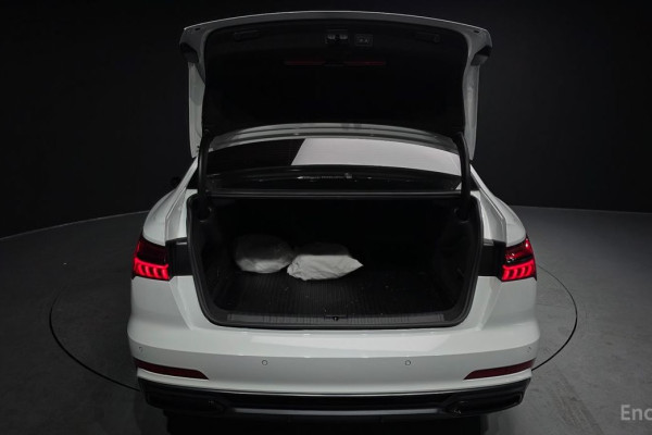 2020 Audi A6 с пробегом 66 309 км