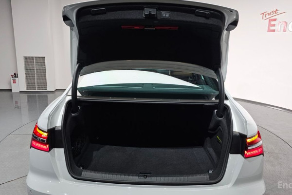 2023 Audi A6 с пробегом 31 296 км