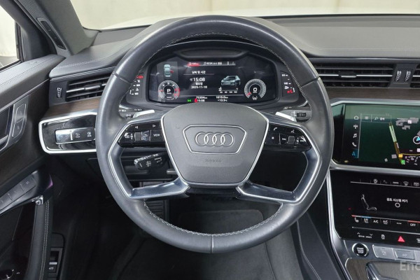 2023 Audi A6 с пробегом 75 304 км
