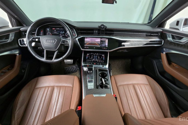 2021 Audi A6 с пробегом 66 033 км
