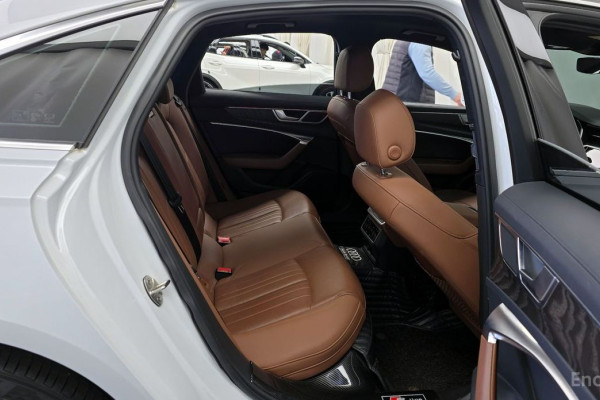 2021 Audi A6 с пробегом 66 033 км