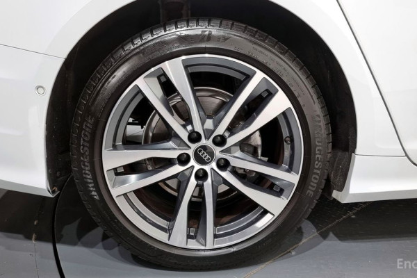 2022 Audi A6 с пробегом 30 703 км