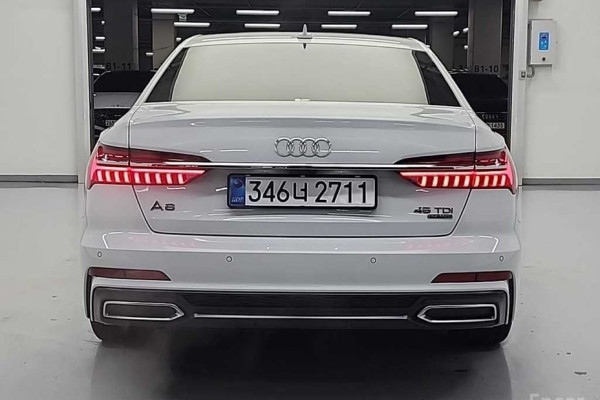 2021 Audi A6 с пробегом 72 637 км