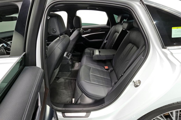 2022 Audi A6 с пробегом 55 494 км