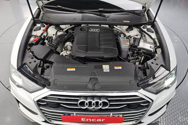 2022 Audi A6 с пробегом 49 078 км