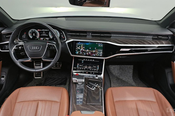 2022 Audi A6 с пробегом 49 078 км