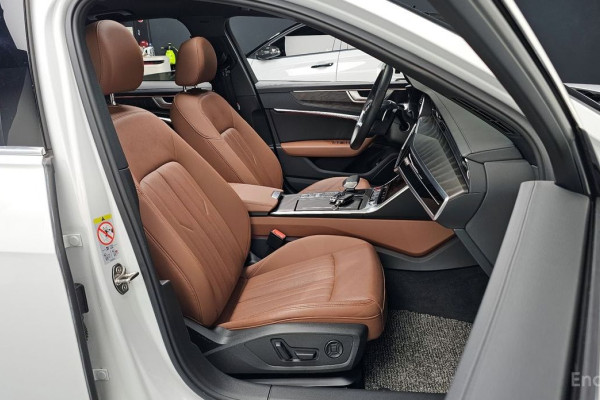 2022 Audi A6 с пробегом 49 078 км