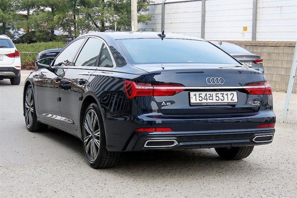 2022 Audi A6 с пробегом 119 627 км