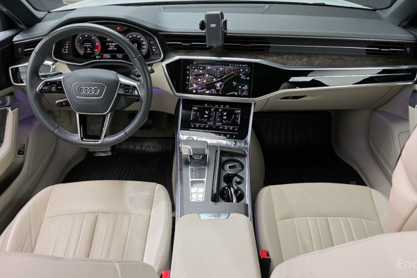 2021 Audi A6 с пробегом 40 046 км