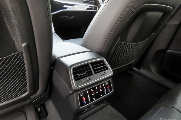 2022 Audi A6 с пробегом 119 627 км