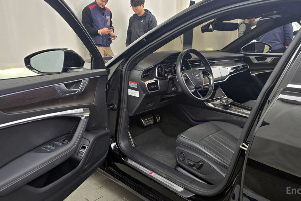 2023 Audi A6 с пробегом 30 290 км