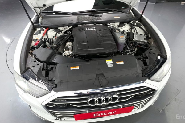 2023 Audi A6 с пробегом 45 618 км