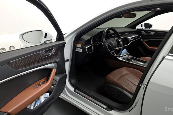 2023 Audi A6 с пробегом 45 618 км